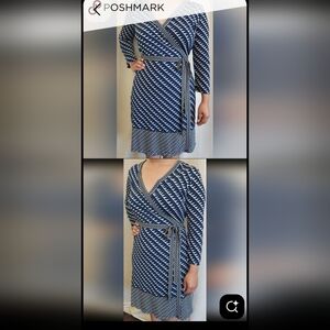 Max Studio Navy and White Geometric Long Sleeve Dress Medium